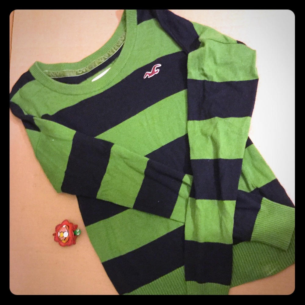 Hollister Long Sleeve Sweater