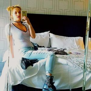 Meet your Posher, Chəlsəy