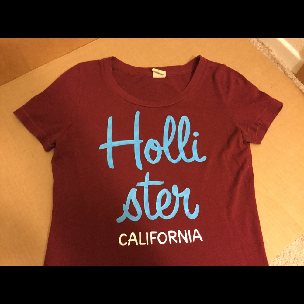 Hollister Tee