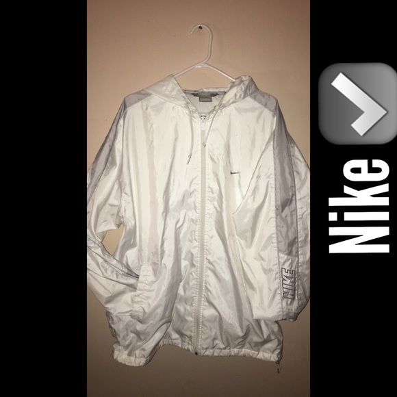 Nike Other - Nike Men's Windbreaker with hood