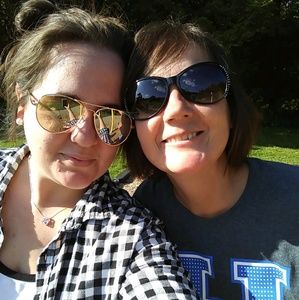 Meet your Posher, Barbie