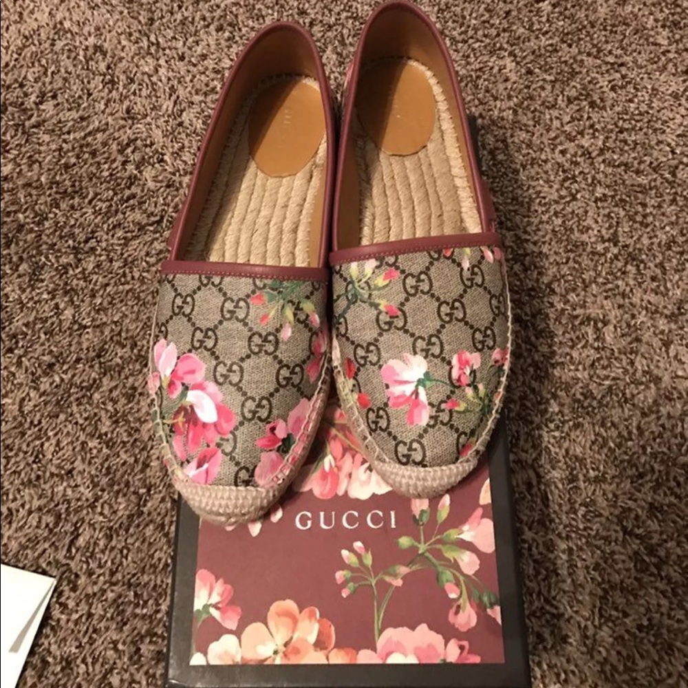 Gucci blooms shoes size 9