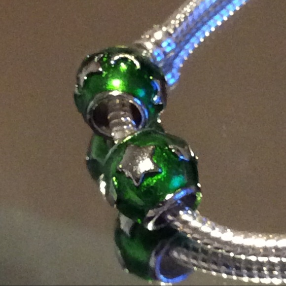 🍒 2PC GREEN MOON STAR BEAD CHARM GEM SILVER DIY CRAFTS JEWELRY GEMSTONE SPACE - Picture 7 of 7