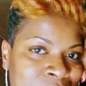 Meet your Posher, Toiya