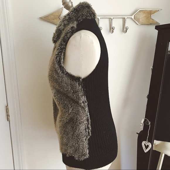 🍂Fur Vest🍂 - Picture 3 of 4