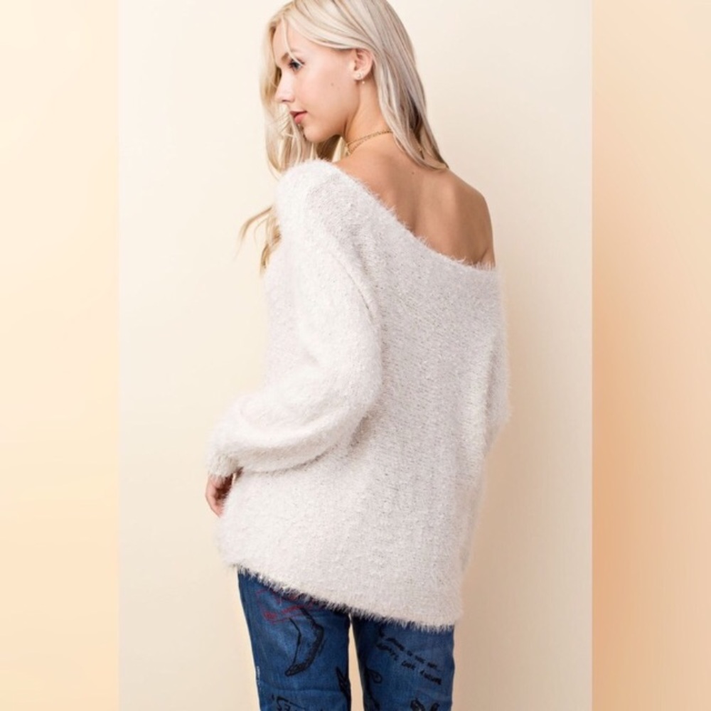 NWT Super Soft Textured Knit Sweater - Picture 2 of 4