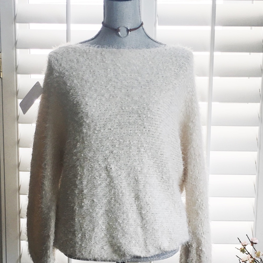 NWT Super Soft Textured Knit Sweater - Picture 4 of 4