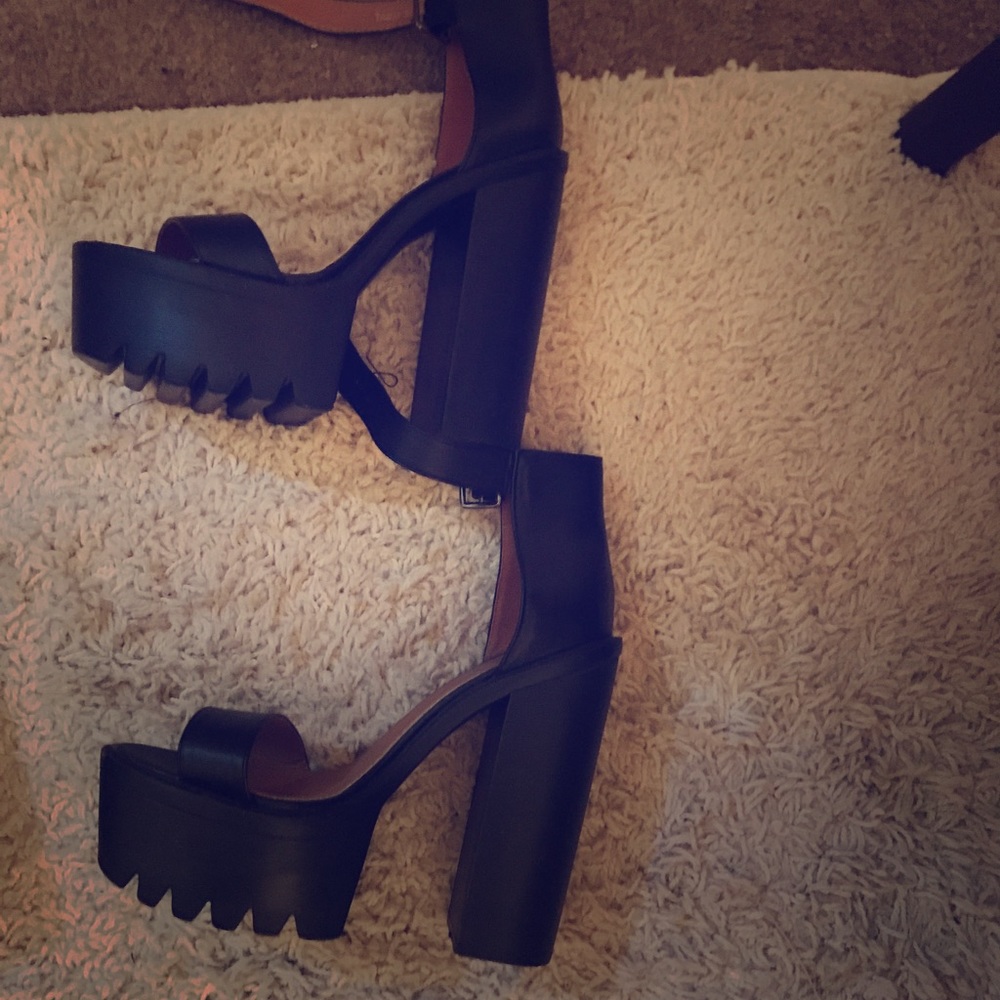 Platform heels