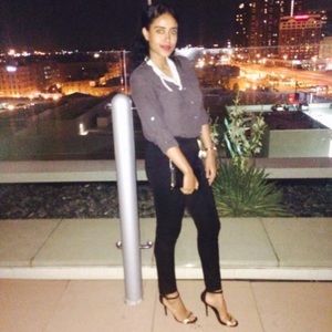 Meet your Posher, Eskedar