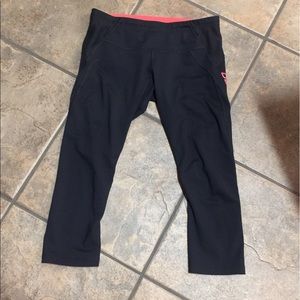 Lorna Jane Crops