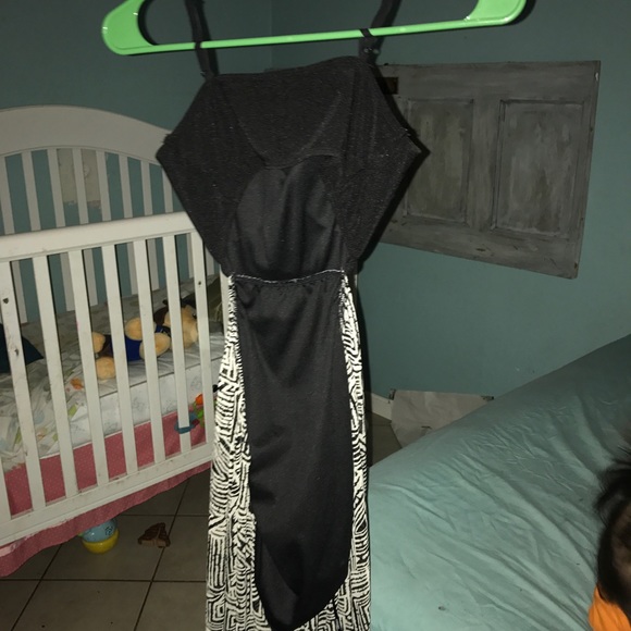 Size small forever 21 dress - Picture 2 of 2