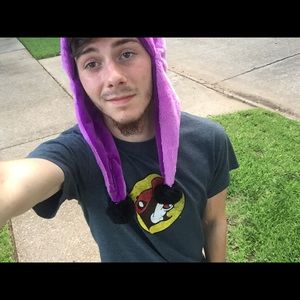 Meet your Posher, Anthony