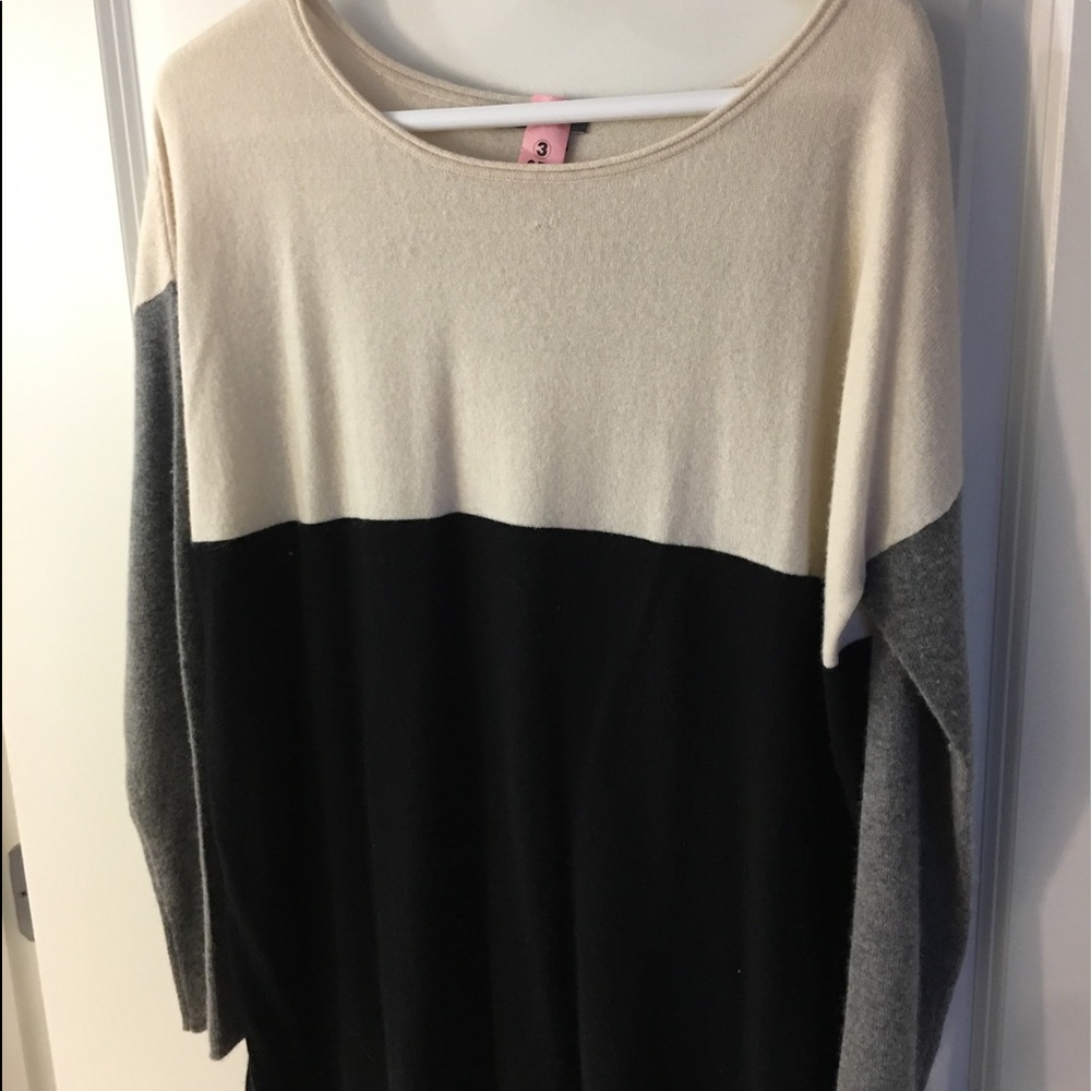 NWOT Vince colorblock sweater size m