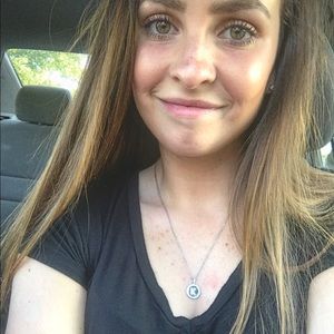 Meet your Posher, Kali