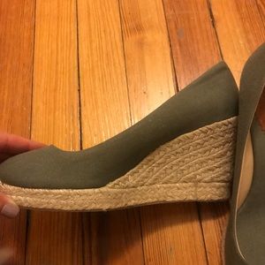 J. Crew Olive Green Espadrilles sz 8.5 - NEW!