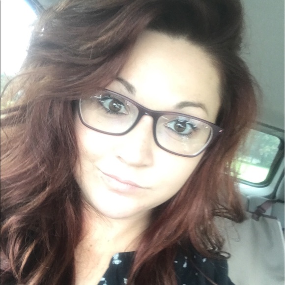 Meet your Posher, Kristy - Picture 1 of 1