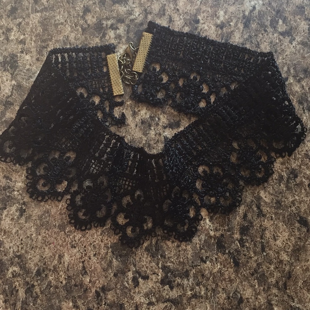 Black Lace Choker
