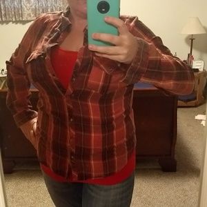 Maurices plaid long sleeve shirt