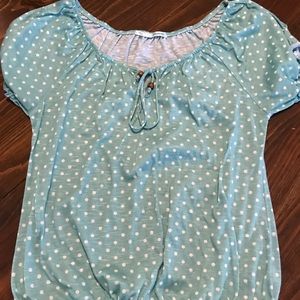 Maurice's shirt size large