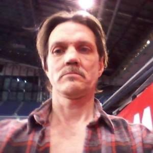 Meet your Posher, Lloyd