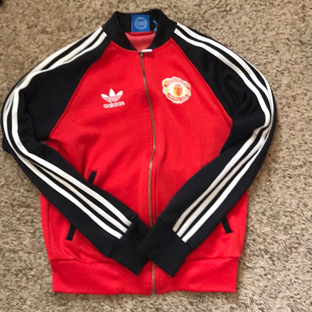 Adidas sweater