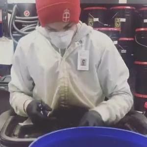 Meet your Posher, Dustin