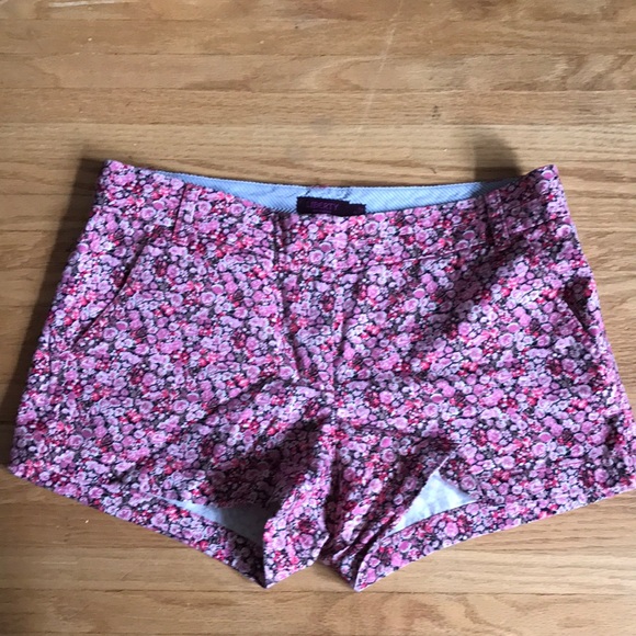 J. CREW shorts bundle!!! Sz 6 & 8 - Picture 2 of 4