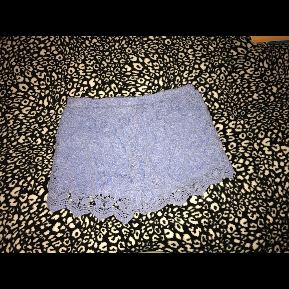 Light purple color lace shorts Aeropostale
