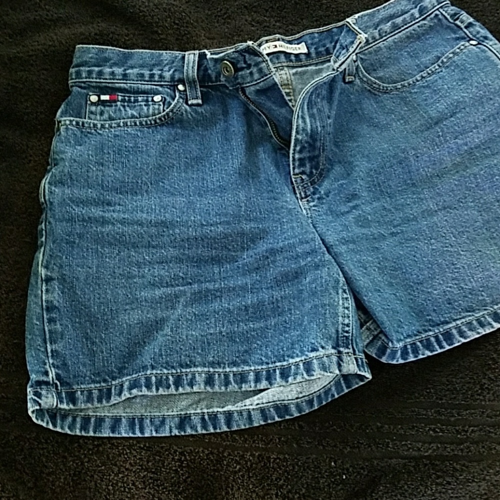 Tommy Hilfiger size 6 shorts Barely Used