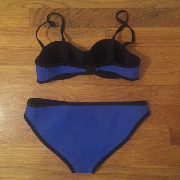 Triangl Poppy Bathing Suit - Blue Crush - Picture 2 of 7
