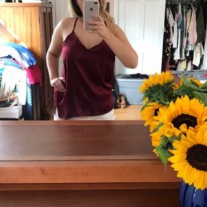 Ro & De Burgundy Racerback Tank Top. Sz M