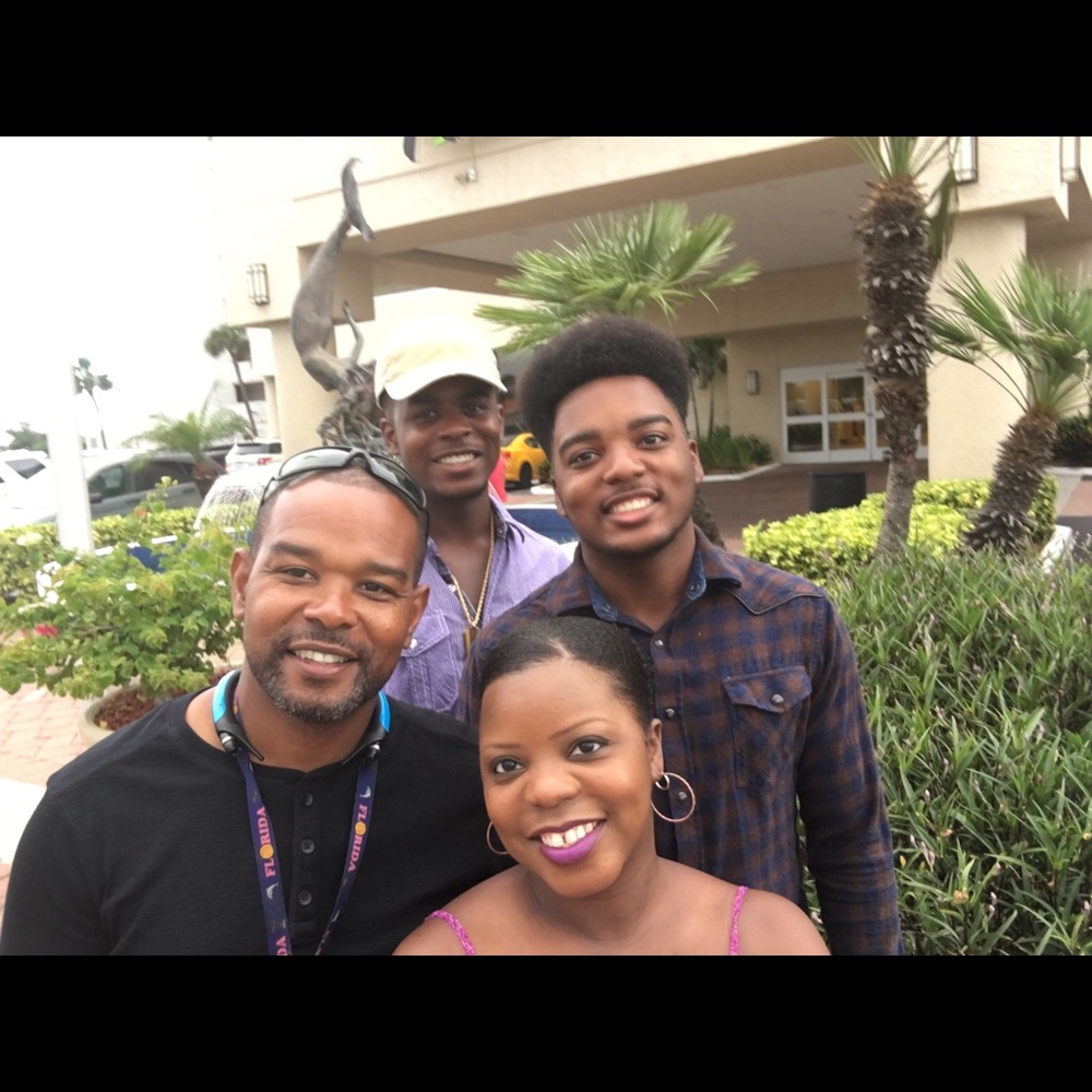 Meet your Posher, Joy