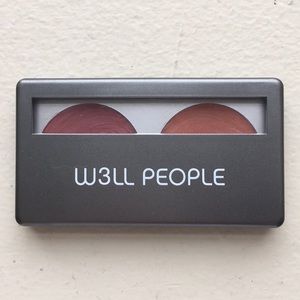 W3ll people blush