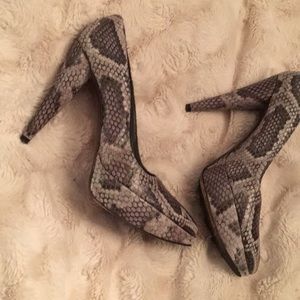 Stuart Weitzman snakeskin pumps - gently used!