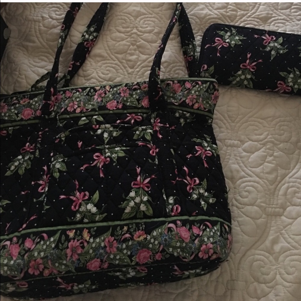 Vera Bradley tote and matching wallet