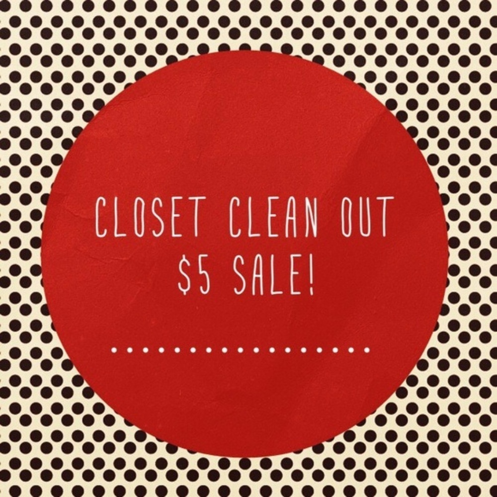 closet clean out sale!! 😊
