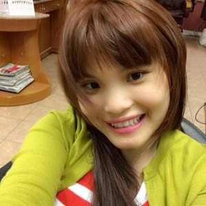 Meet your Posher, Nini