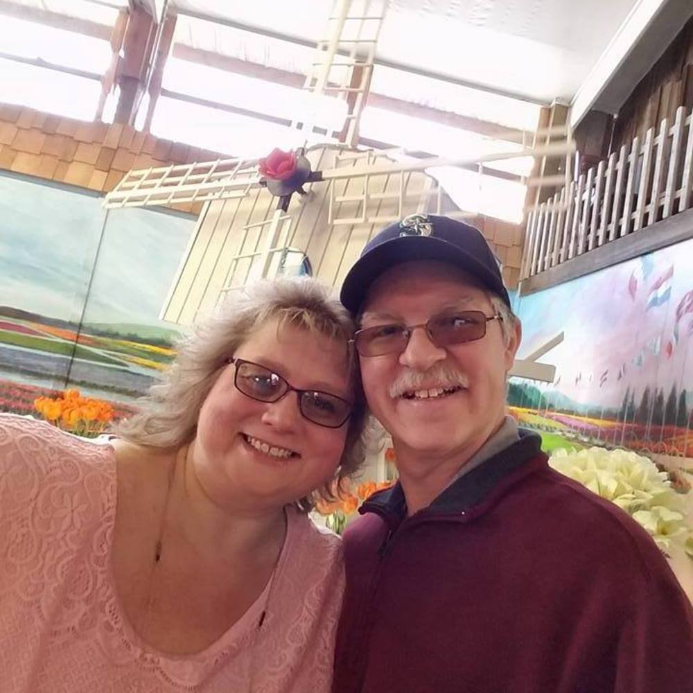 Meet your Posher, Laurie