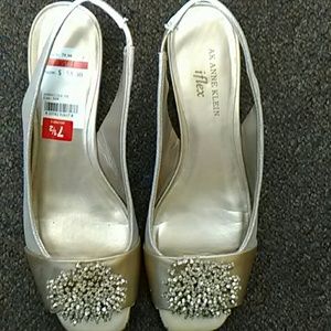 Anne Klein  shoes