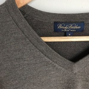 Brooks Brothers Saxxon Wool V-Neck Sweater