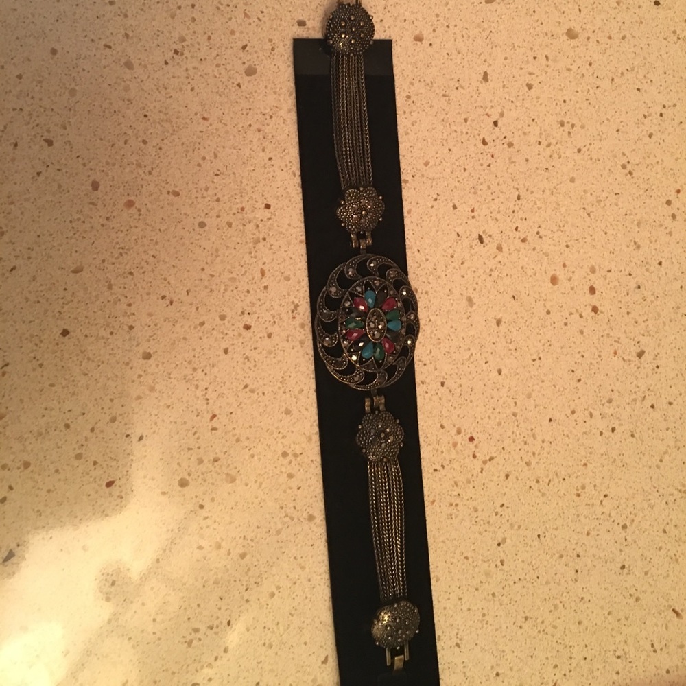 Bracelet - Bronze tone with crystals