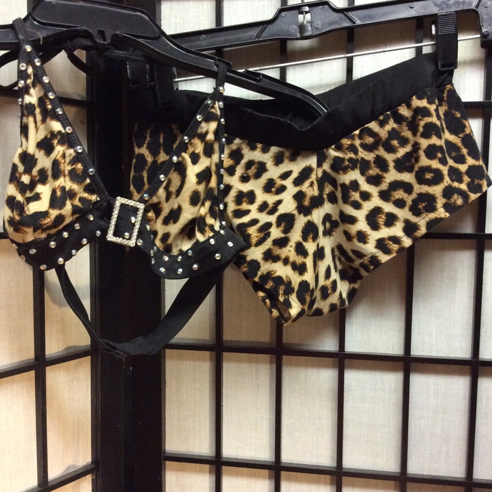 Cheer audition outfit, rave cheetah/ leopard