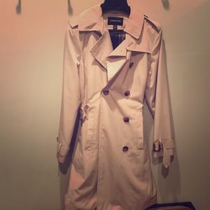 London Fog trench coat size S