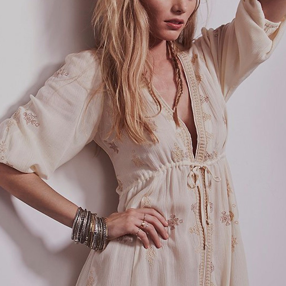 NEW NEVER WORN Embroidered V Neck Mini Dress