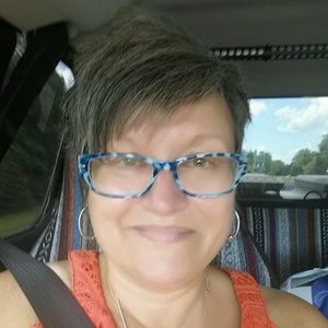 Meet your Posher, Valla