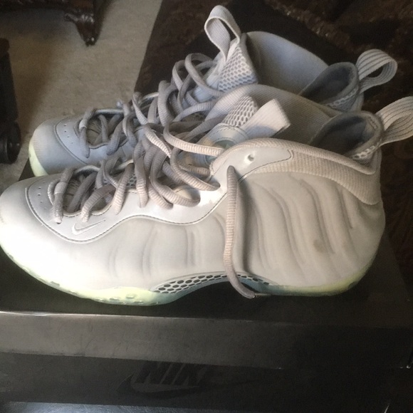 Wolf grey foamposites one - Picture 3 of 4