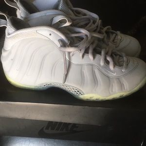 Wolf grey foamposites one