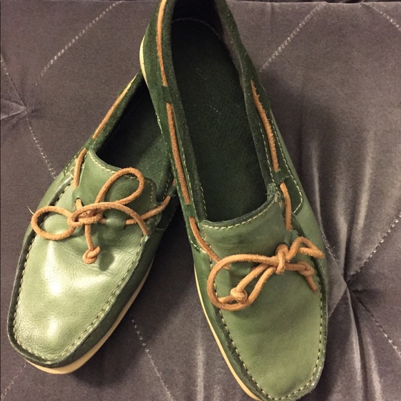 SOLD - Men's Kenneth Cole Green Shoes - Picture 4 of 4