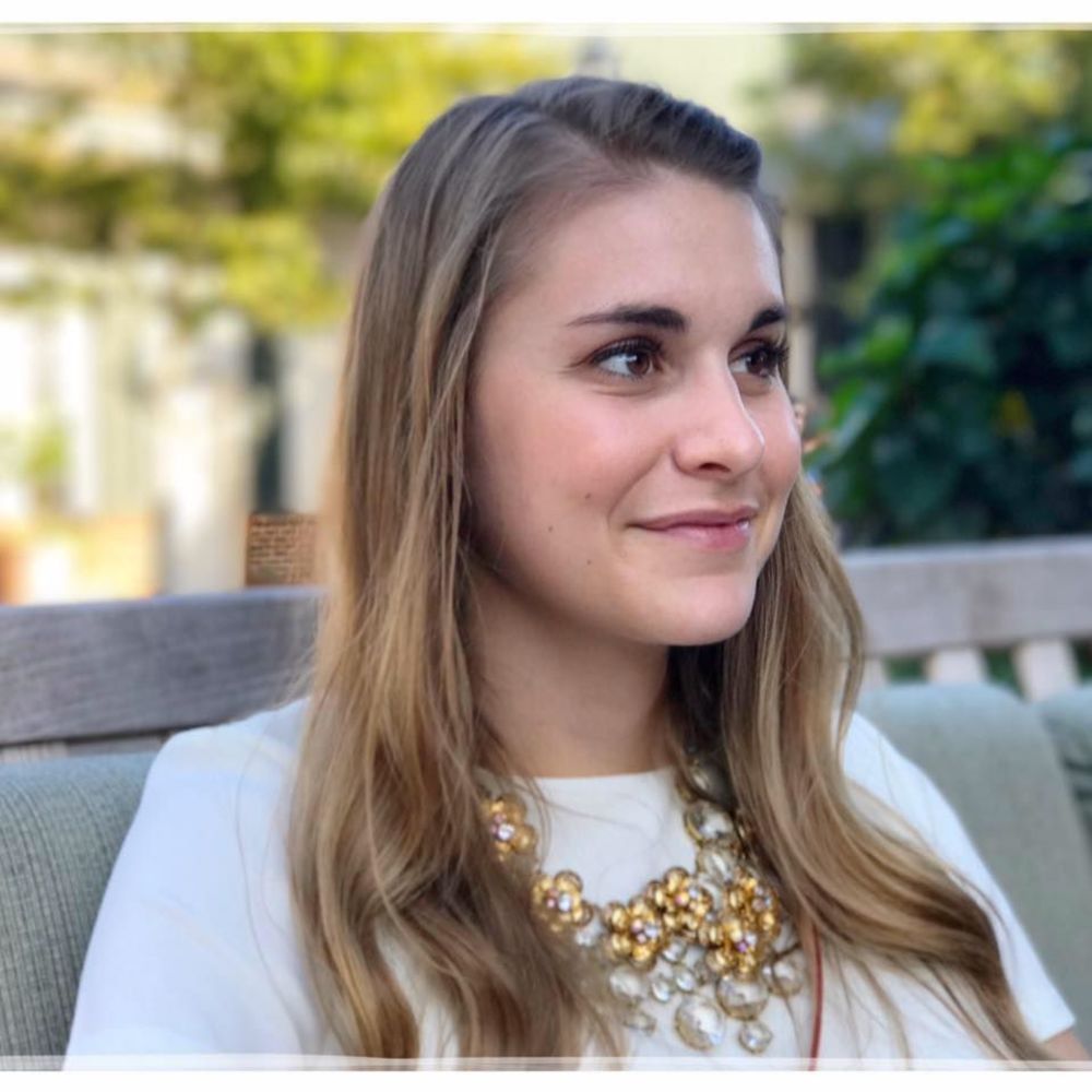 Meet your Posher, Kelli