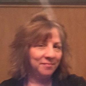 Meet your Posher, Roxanne